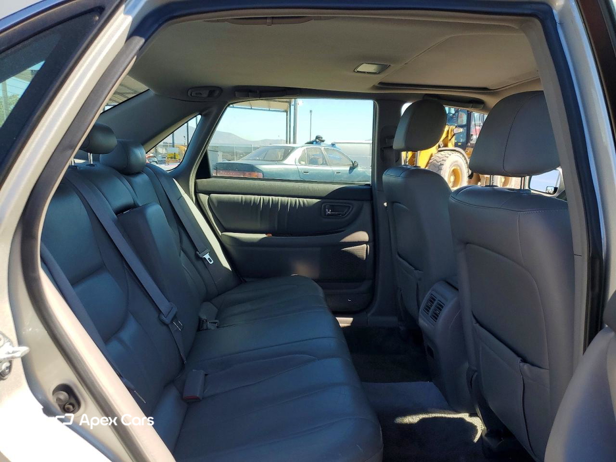 Toyota Avalon 2000