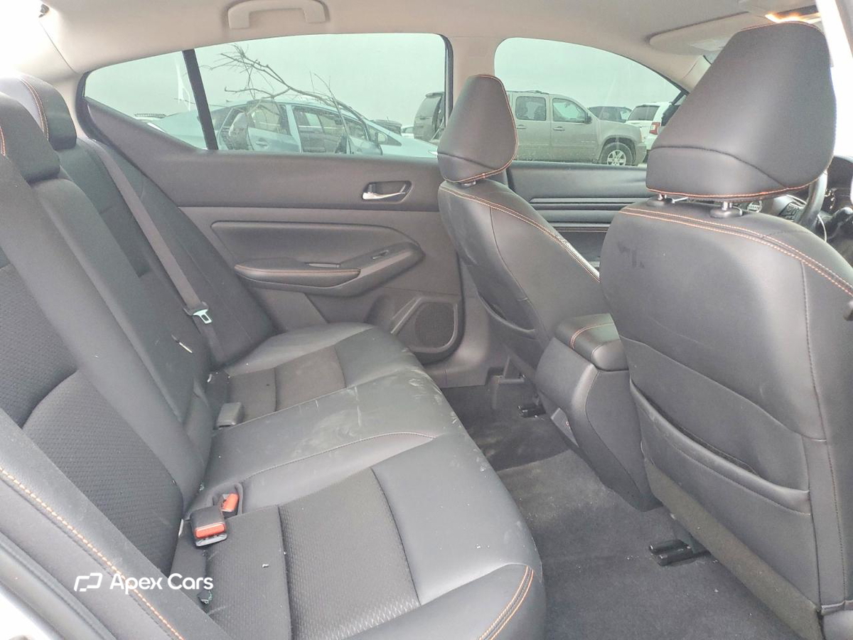 Nissan Altima 2019