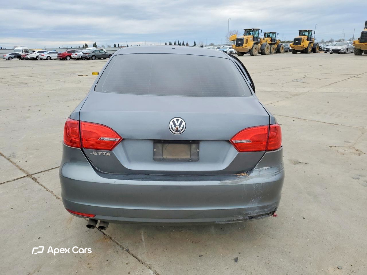 Volkswagen Jetta 2013