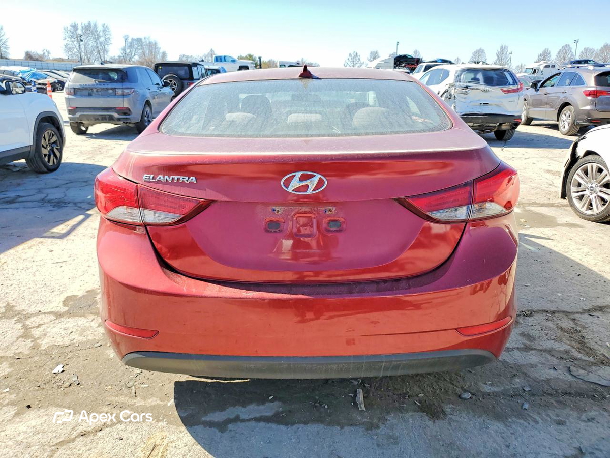 Hyundai Elantra 2016