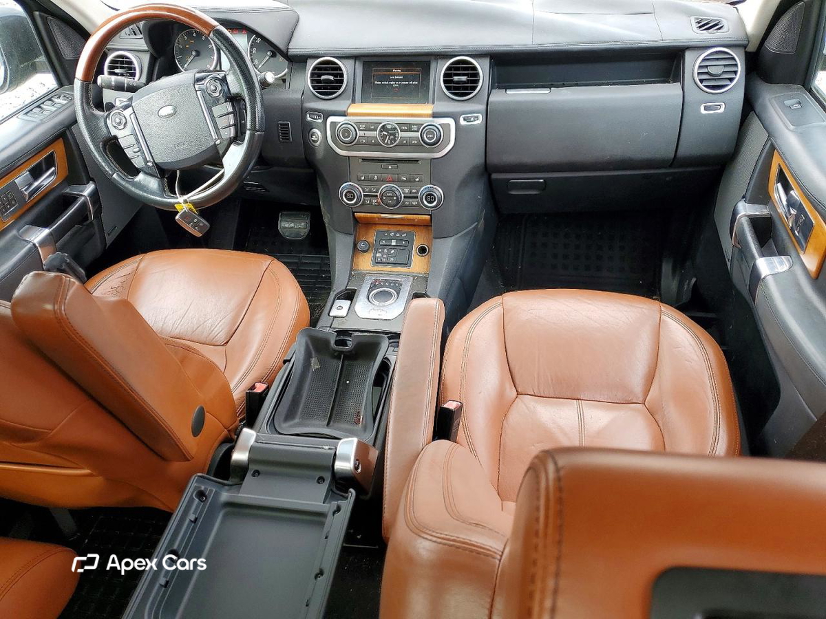 Land Rover LR4 2016