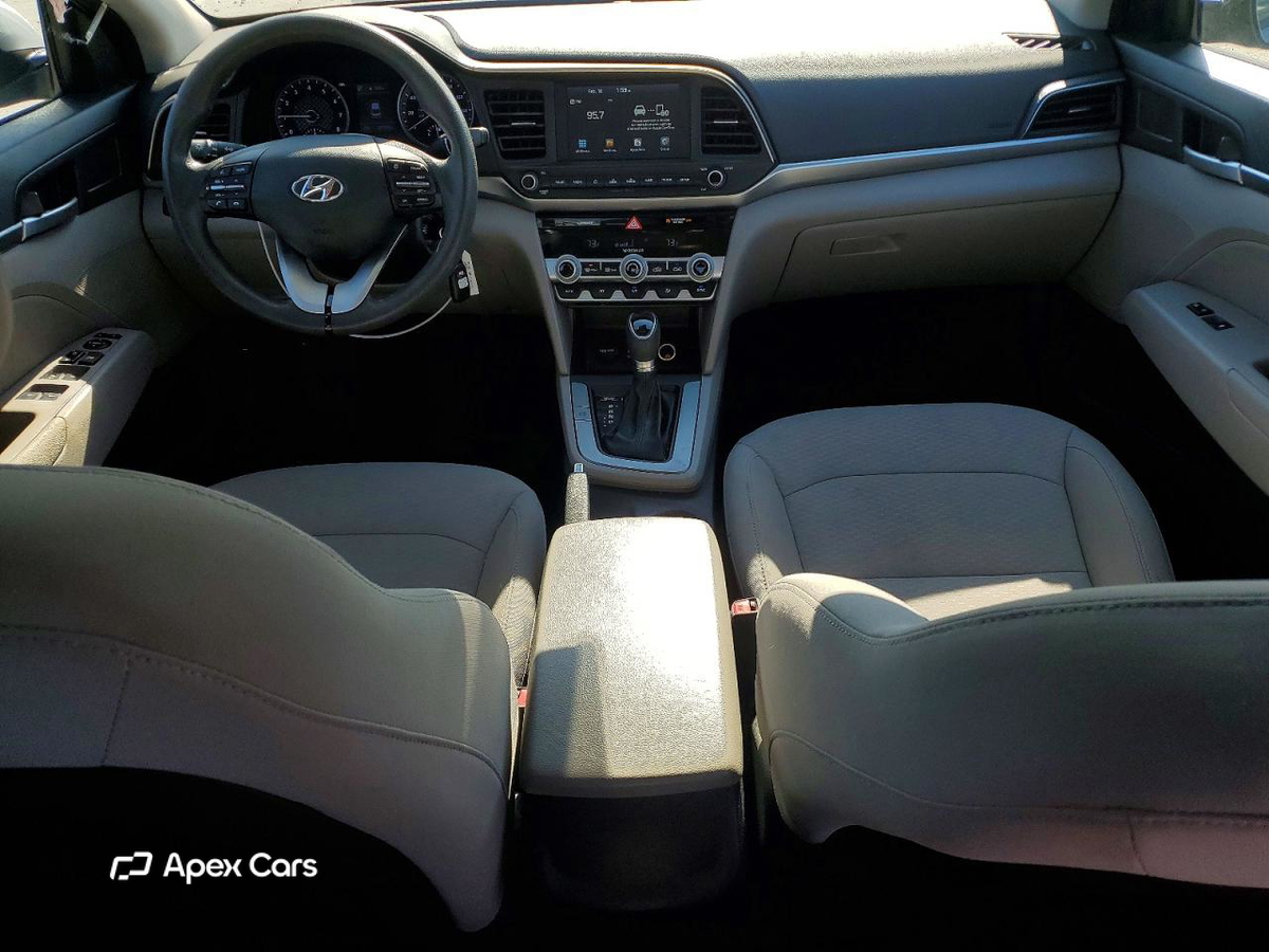 Hyundai Elantra 2020