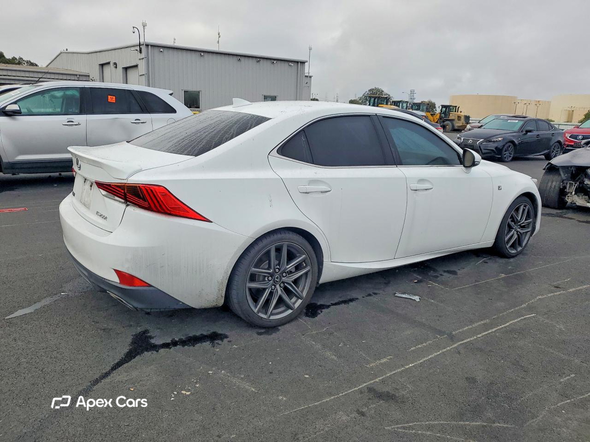 Lexus IS 2017