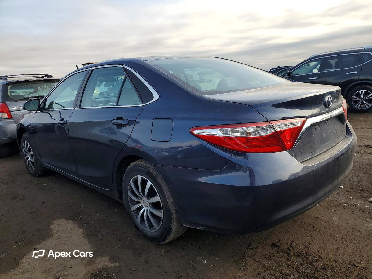 Toyota Camry 2015