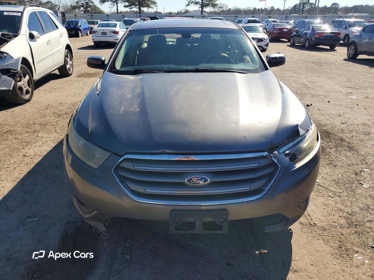 Ford Taurus 2014