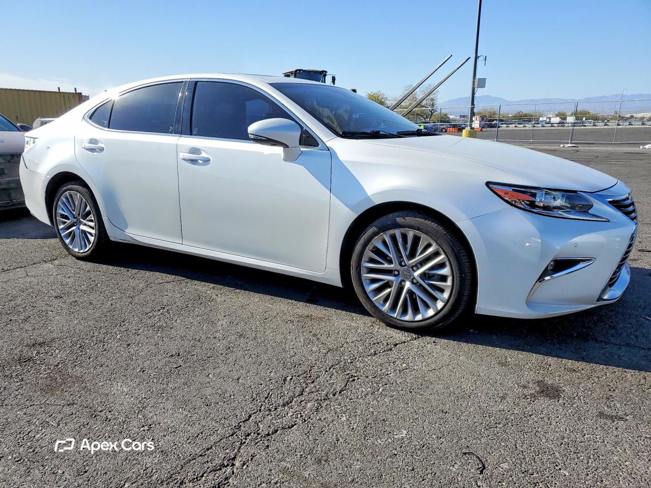 Lexus ES 2016