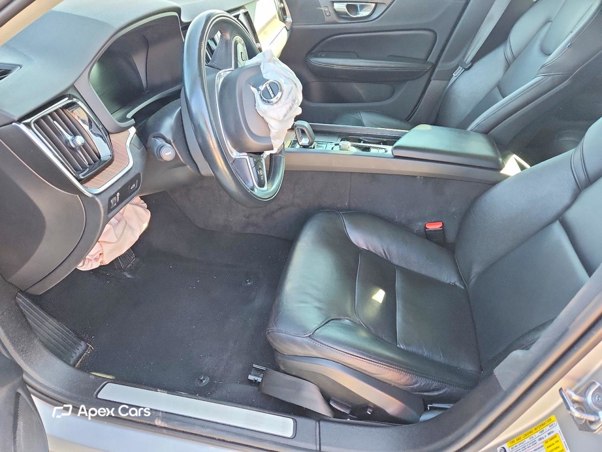 Volvo S60 2022