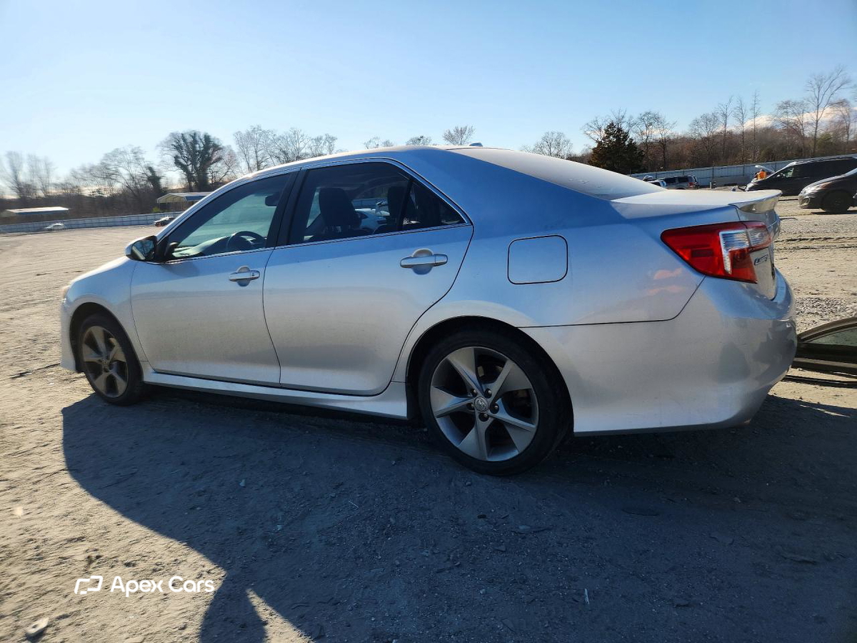 Toyota Camry 2012