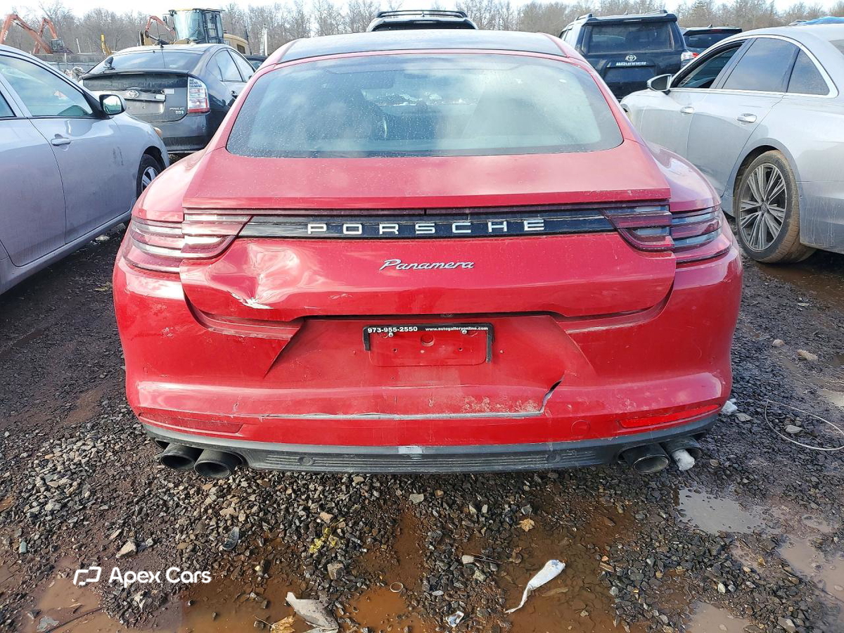 Porsche Panamera 2018