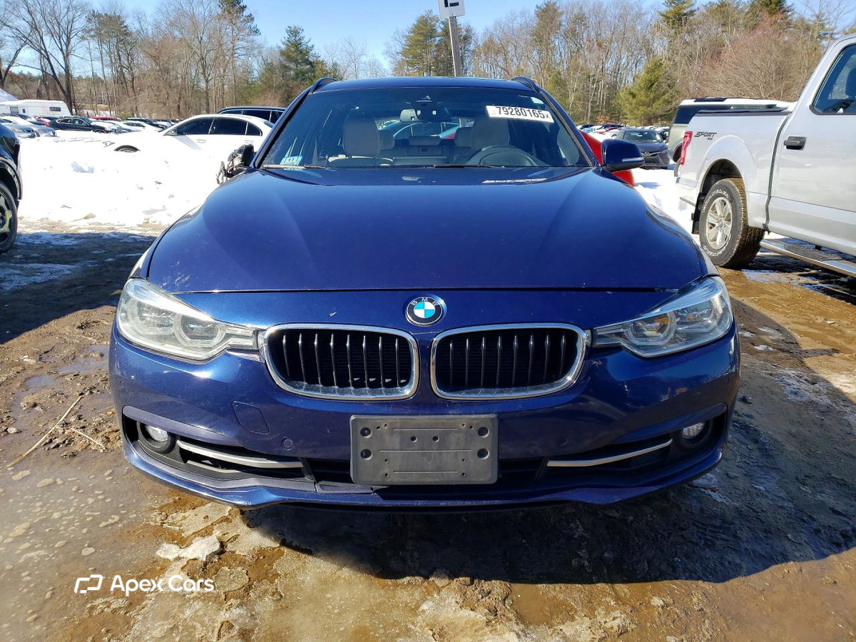 BMW Series 3 2016