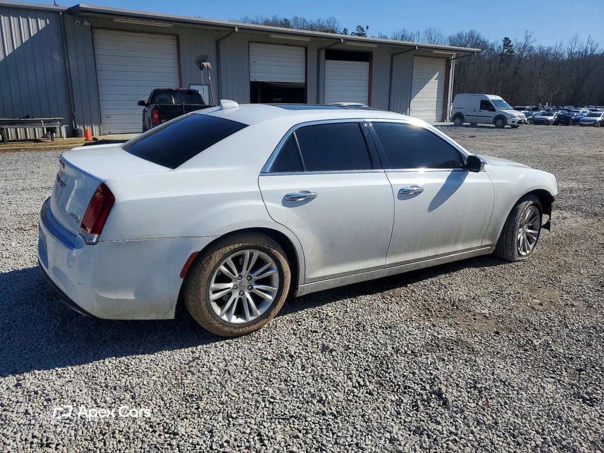 Chrysler 300 2016