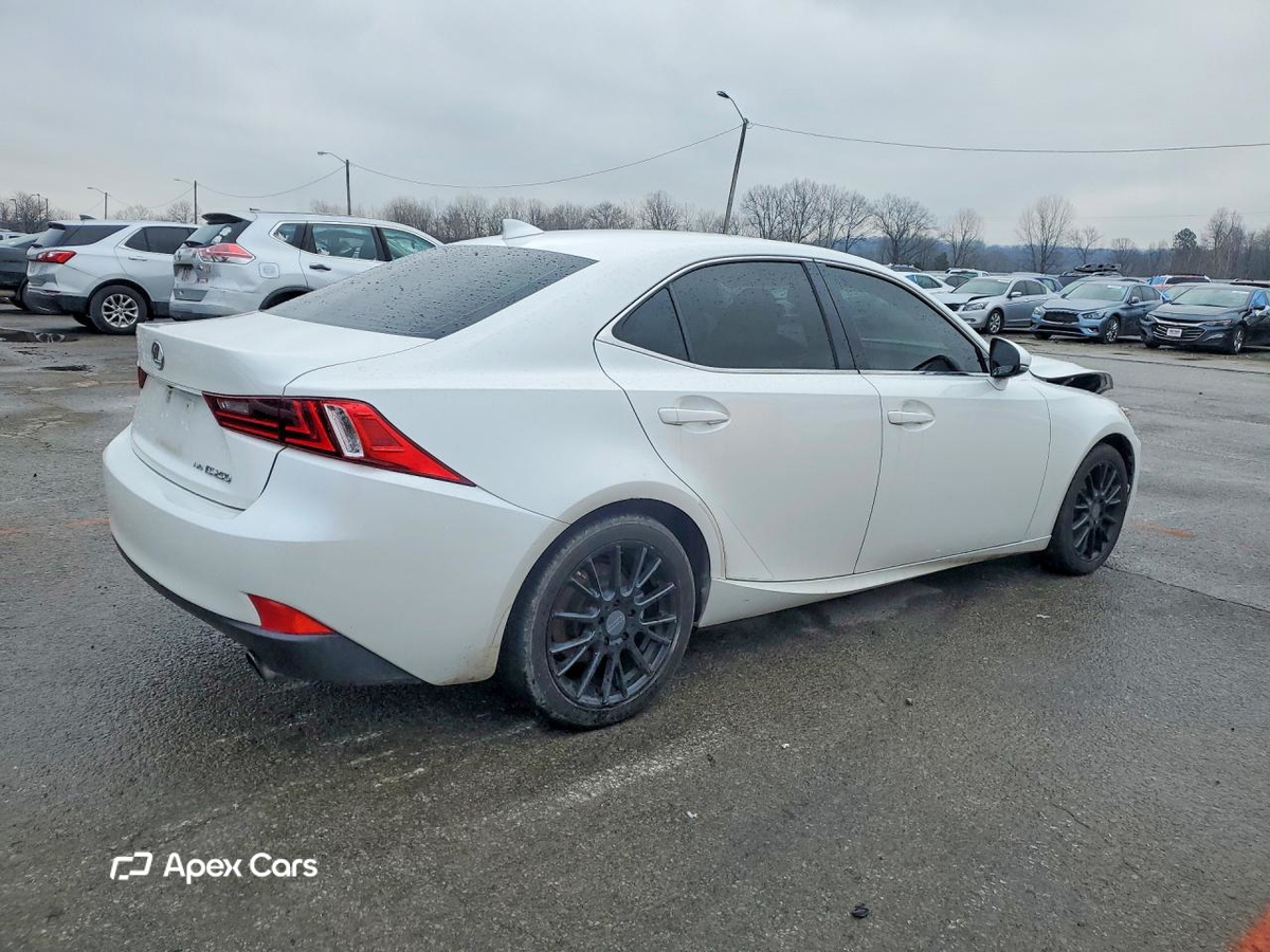 Lexus IS 2014