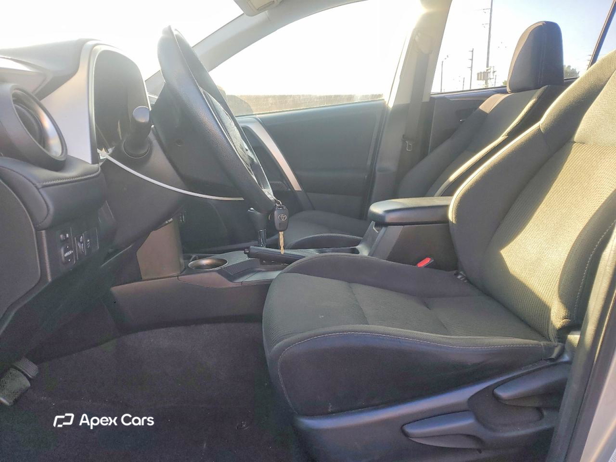 Toyota RAV 4 2015