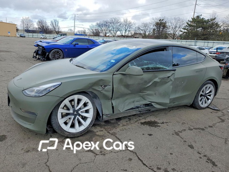 Tesla Model 3 2022 - Image 1 of 13