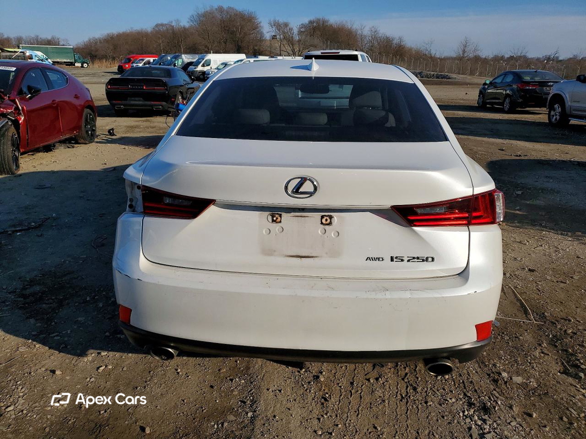 Lexus IS 2014