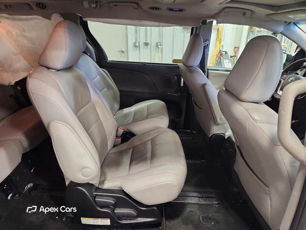 Toyota Sienna 2017