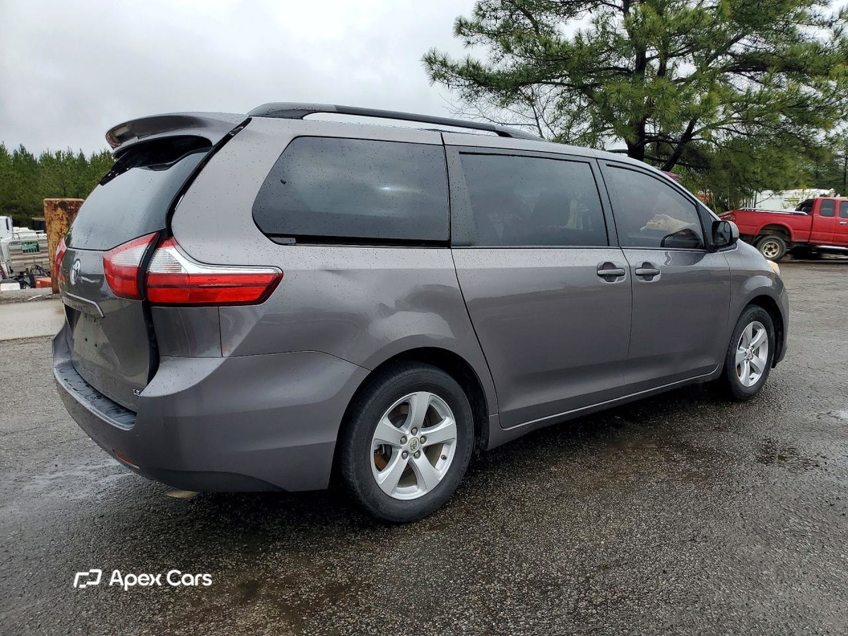 Toyota Sienna 2017