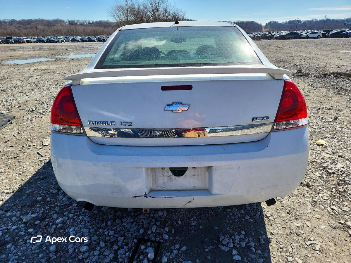 Chevrolet Impala 2010