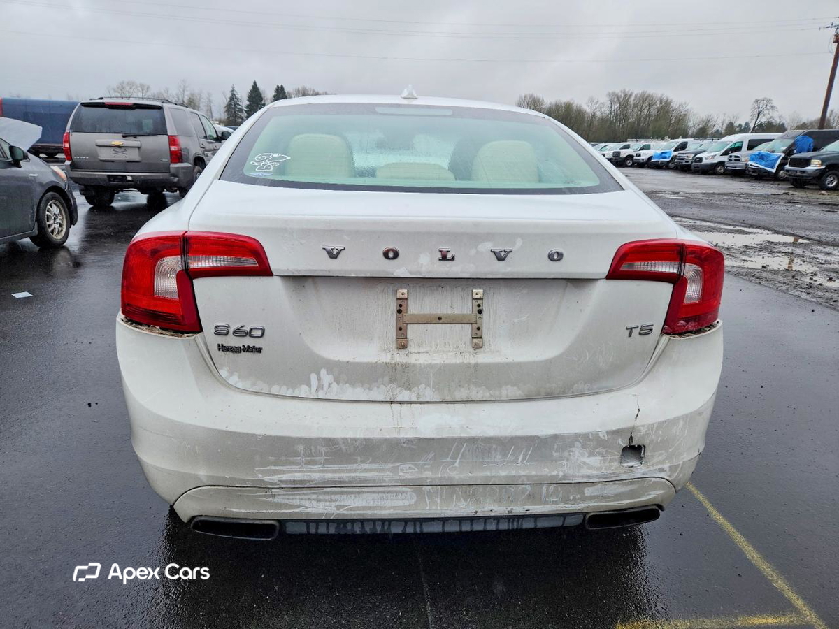 Volvo S60 2014