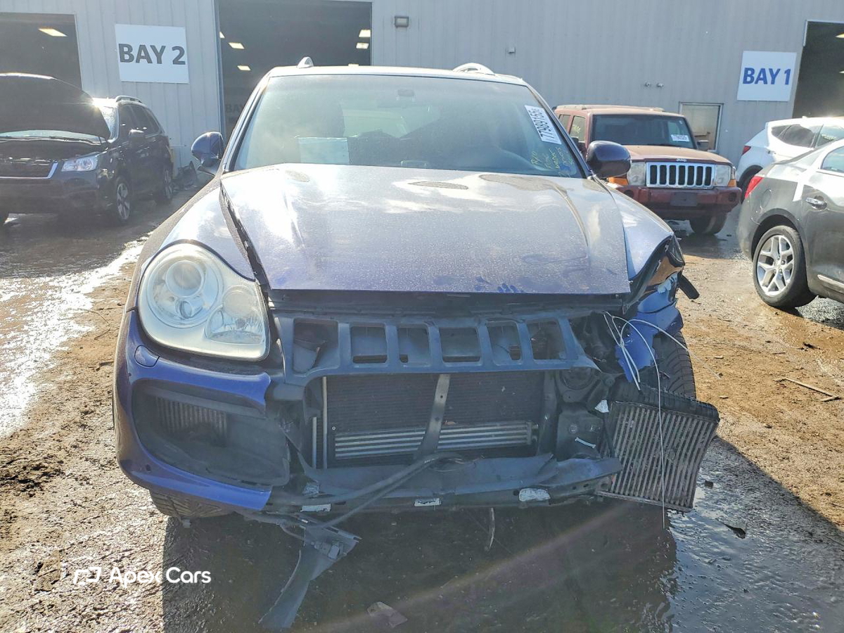 Porsche Cayenne 2005