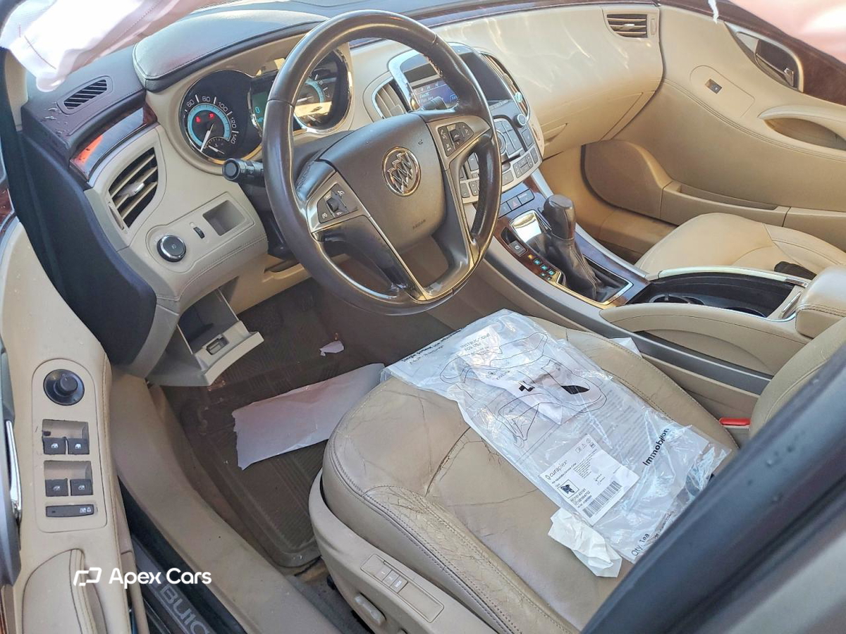 Buick LaCrosse 2011