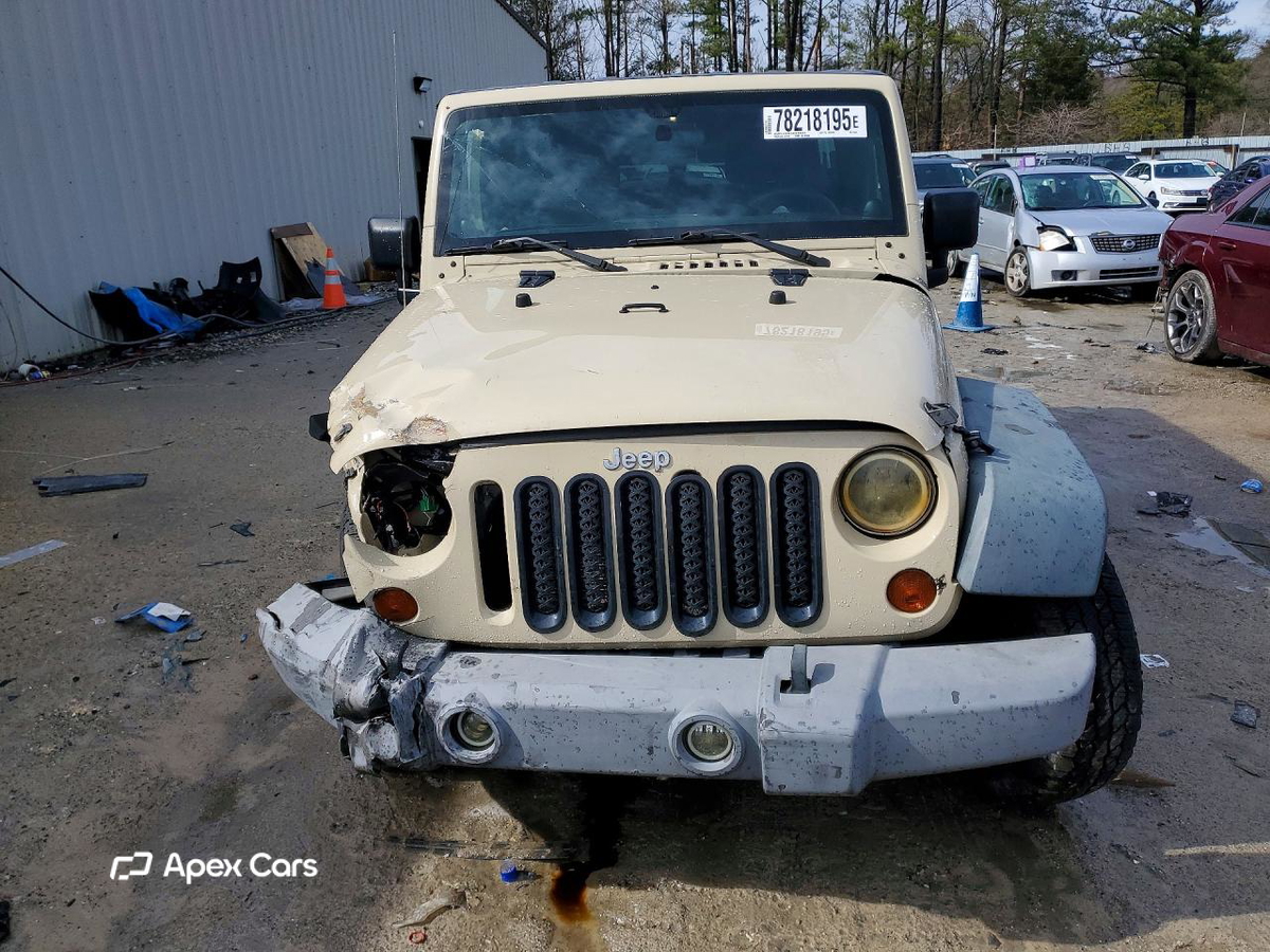 Jeep Wrangler 2011