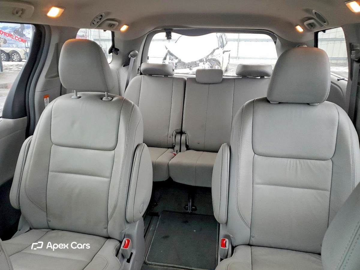 Toyota Sienna 2018