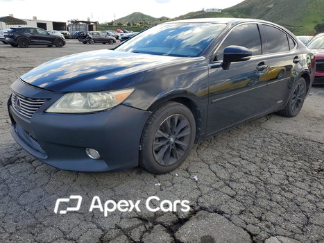 Lexus ES 2013 - Image 1 of 12