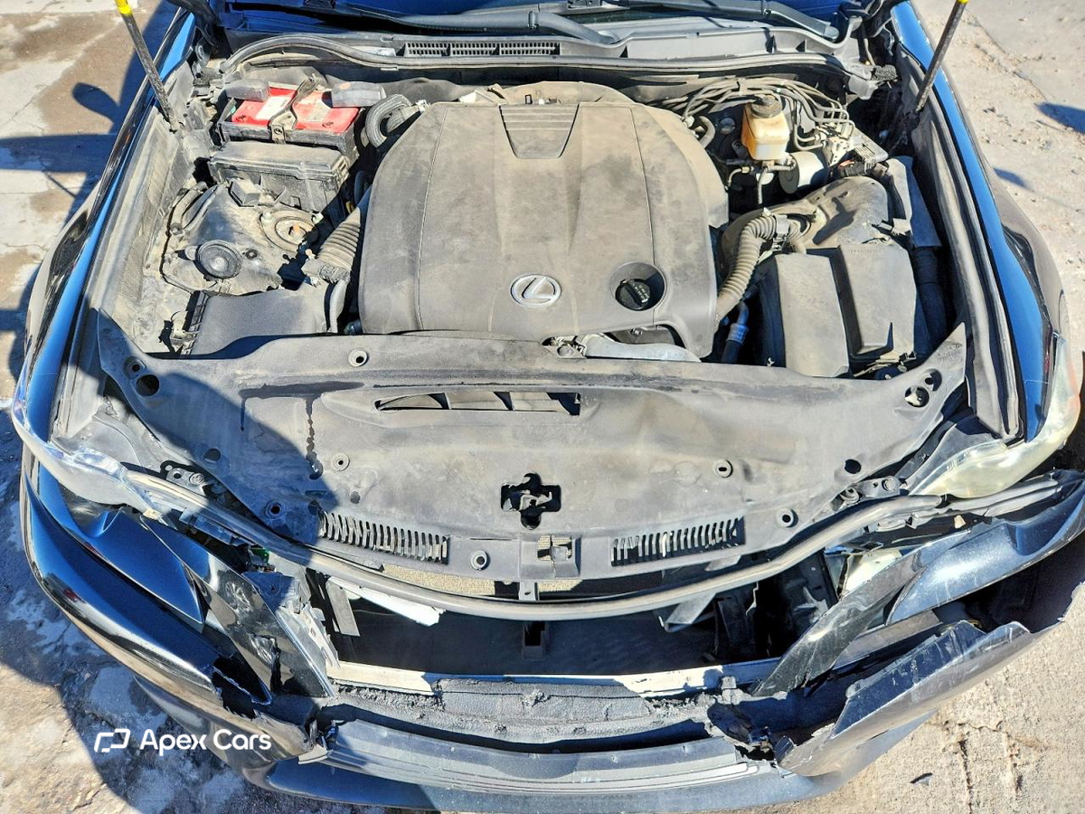 Lexus IS 2014