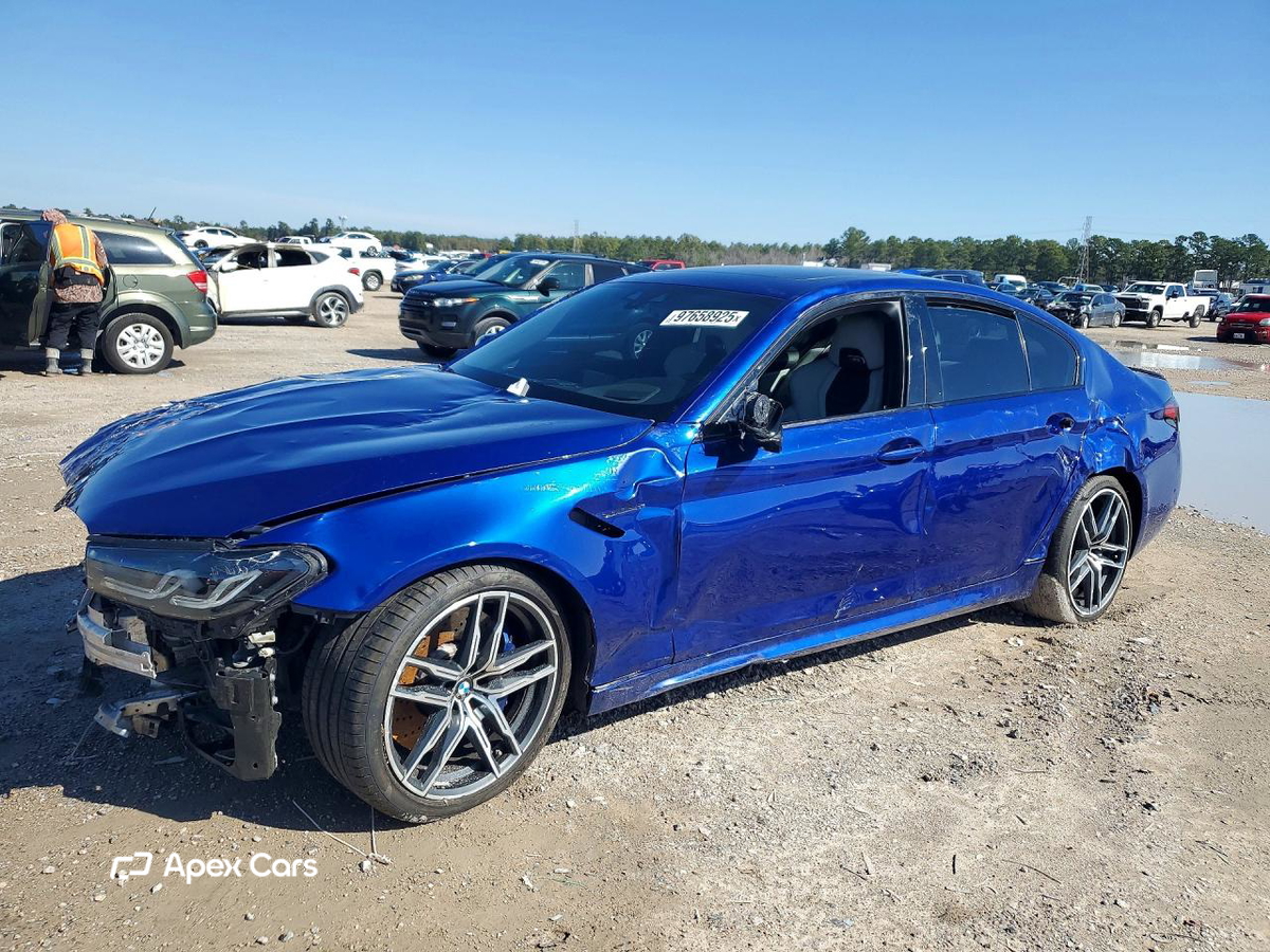 BMW M5 2022