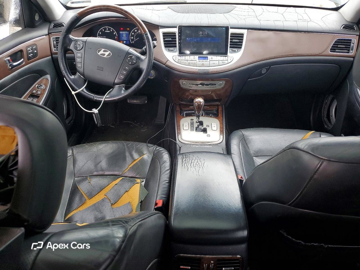 Hyundai Genesis 2009