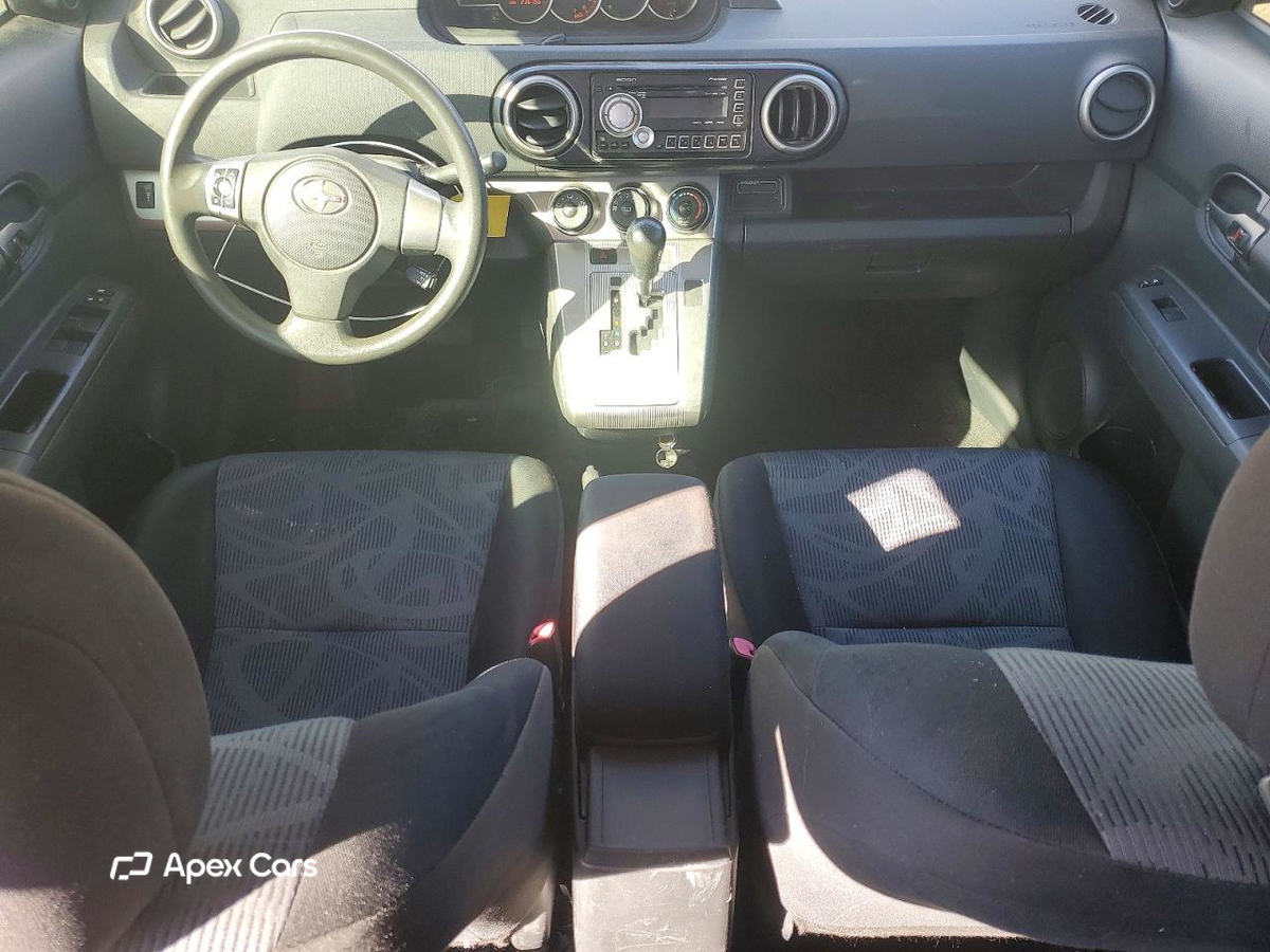 Scion xB 2011