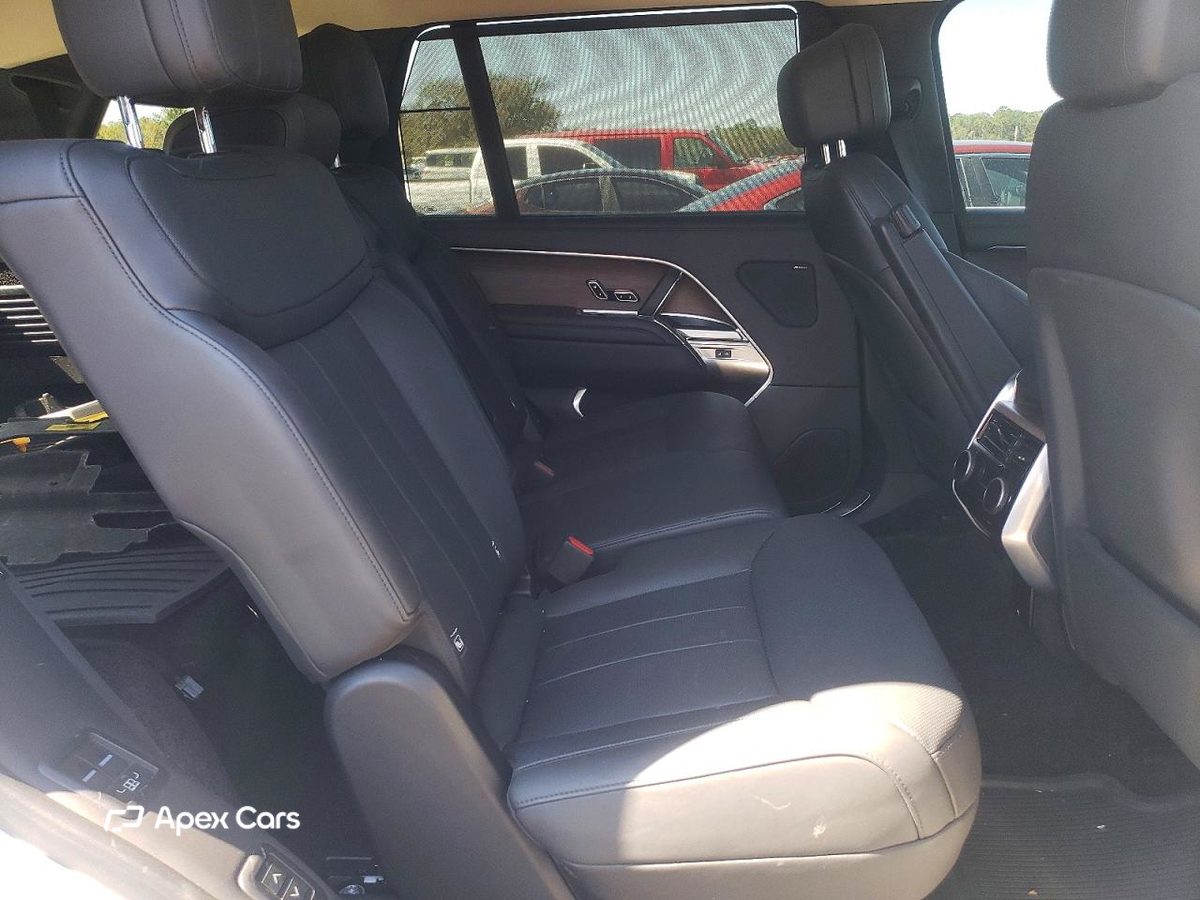 Land Rover Range Rover 2025