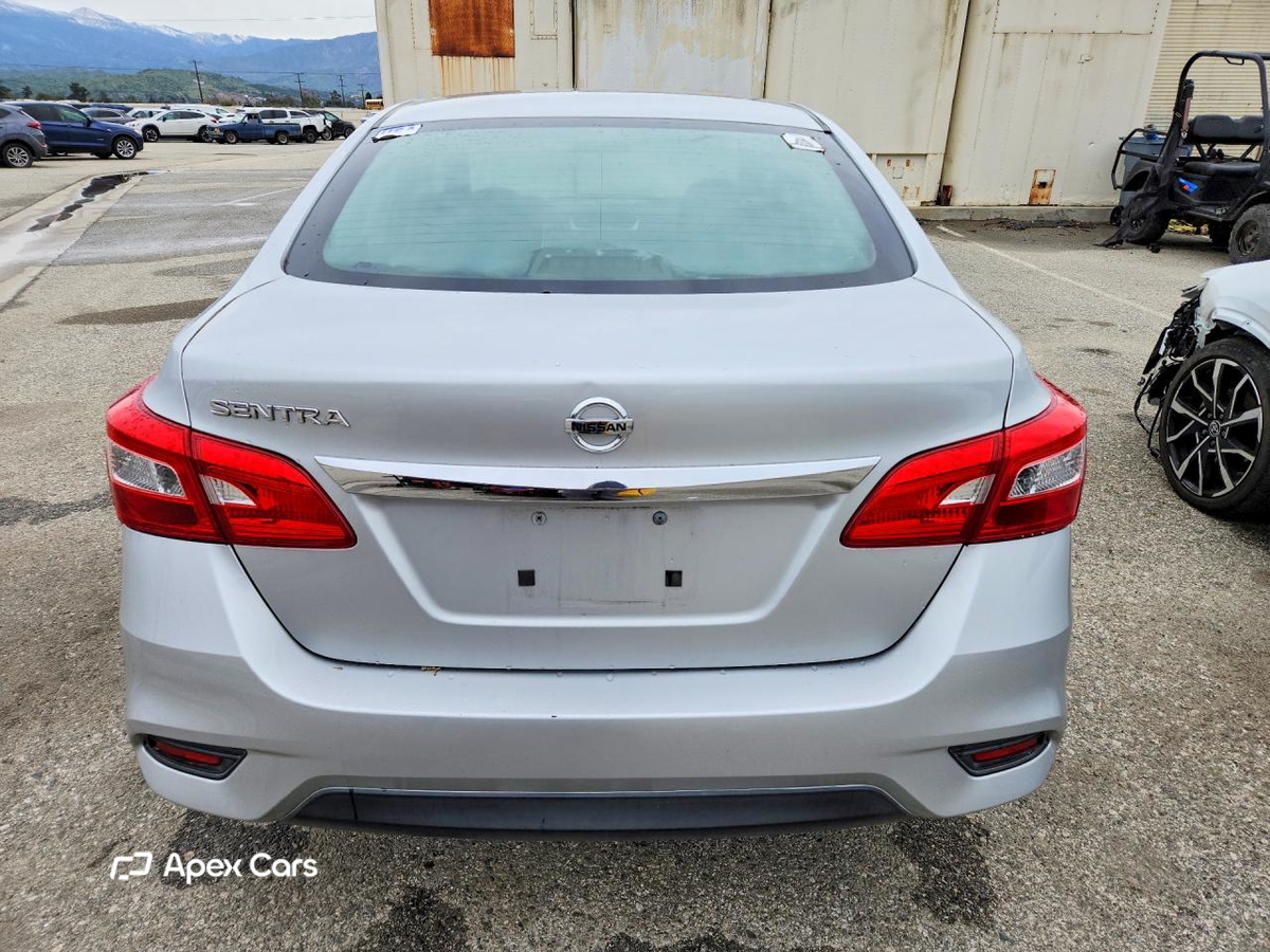 Nissan Sentra 2017