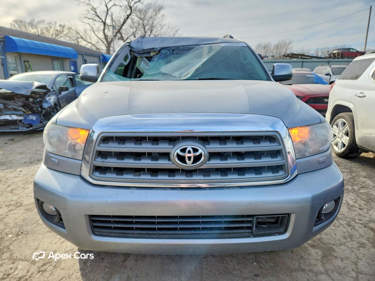 Toyota Sequoia 2015