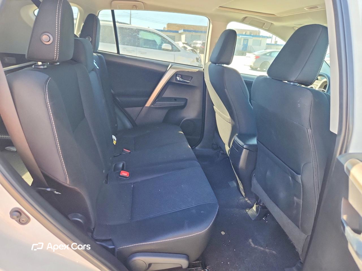 Toyota RAV 4 2014