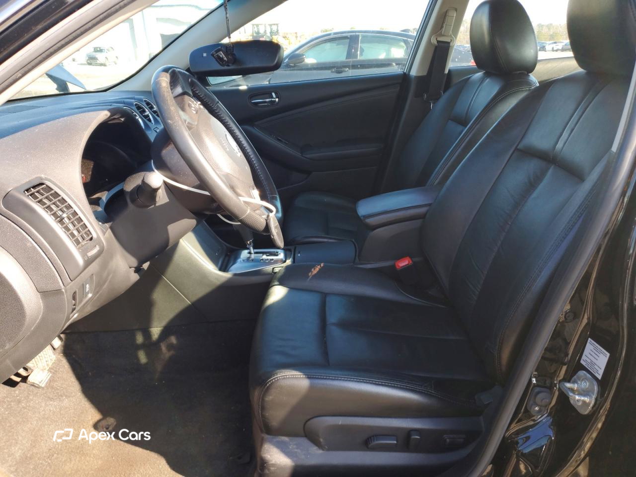 Nissan Altima 2011