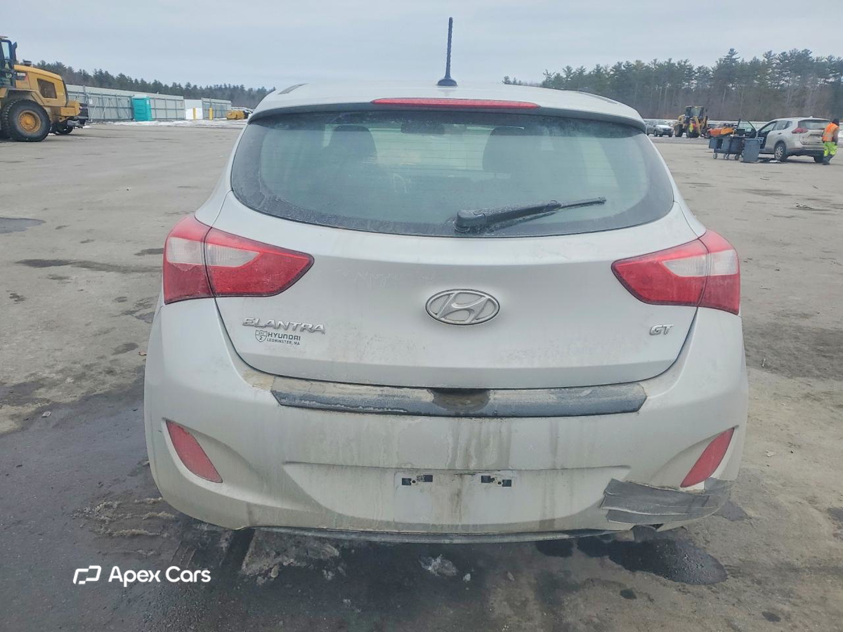 Hyundai Elantra 2016