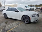 Chrysler 300 2019