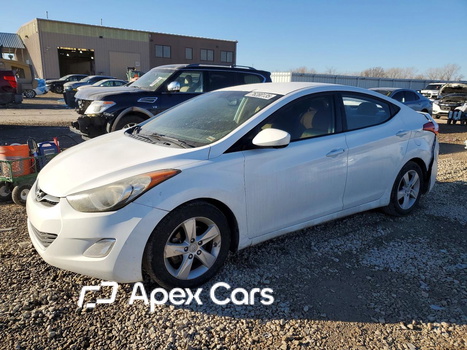 Hyundai Elantra 2013 - Image 1 of 13