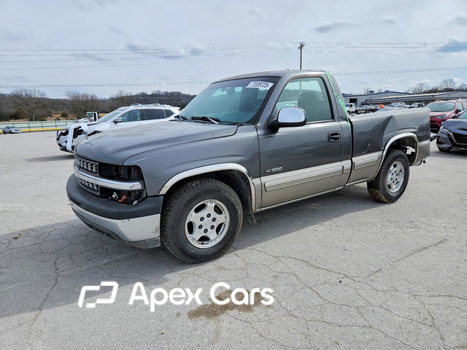 Chevrolet Silverado 2000 - Image 1 of 12