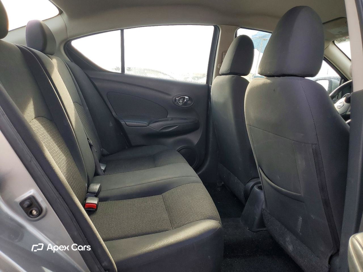 Nissan Versa 2013