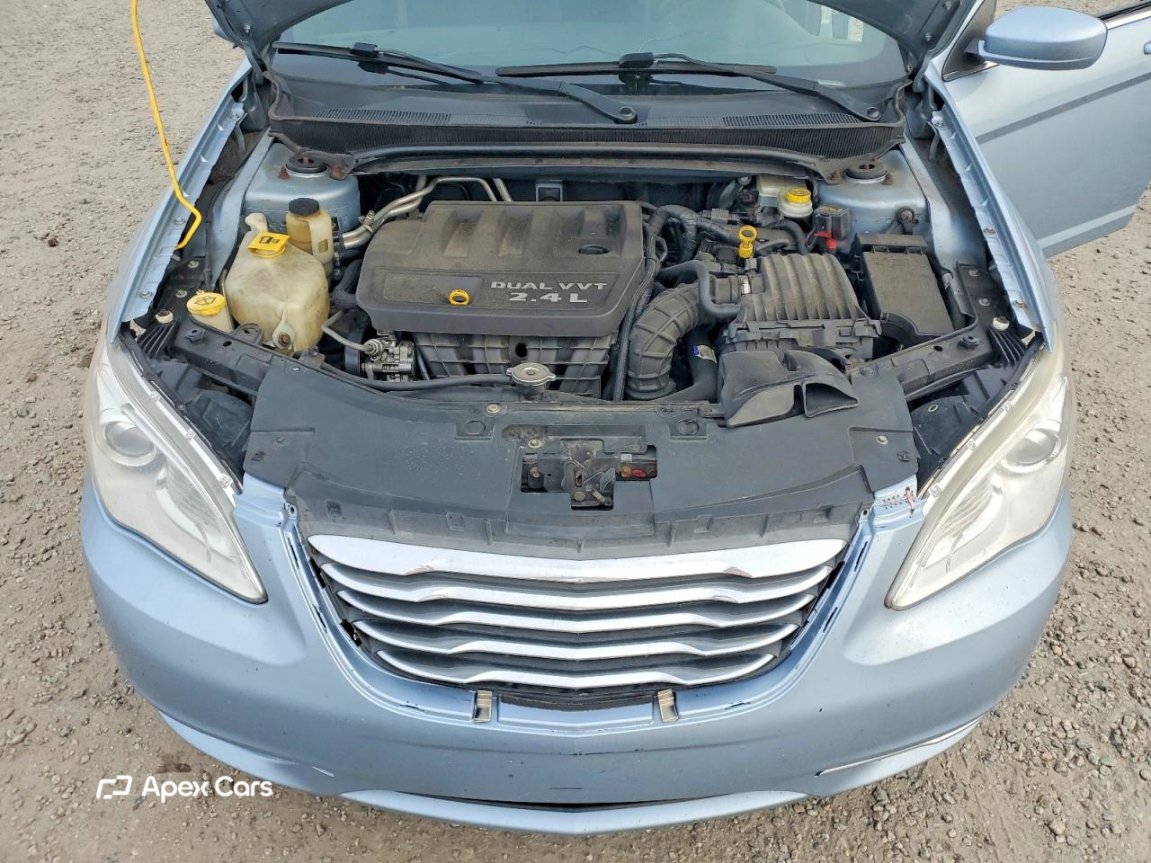 Chrysler 200 2013