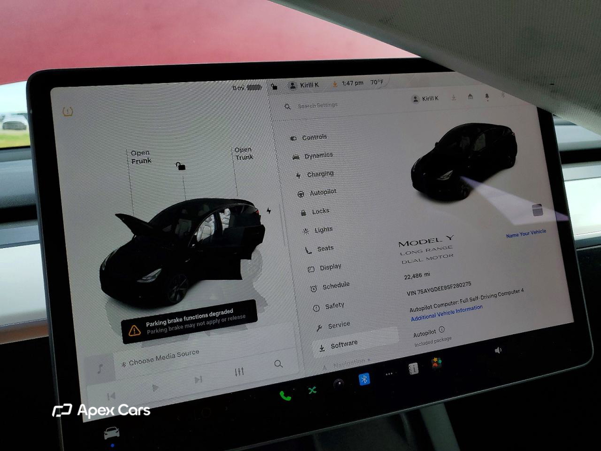 Tesla Model Y 2025