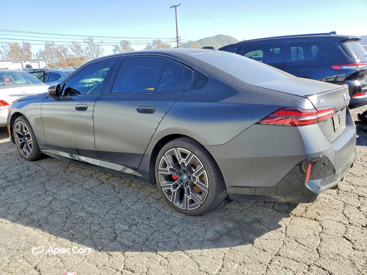 BMW i5 2024