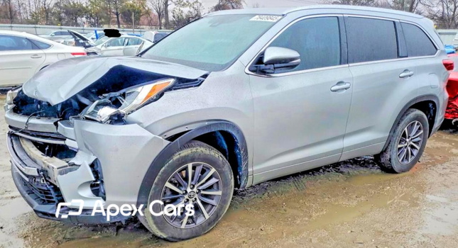 Toyota Highlander 2018 - Image 1 of 14