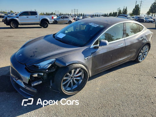 Tesla Model 3 2018 - Image 1 of 13