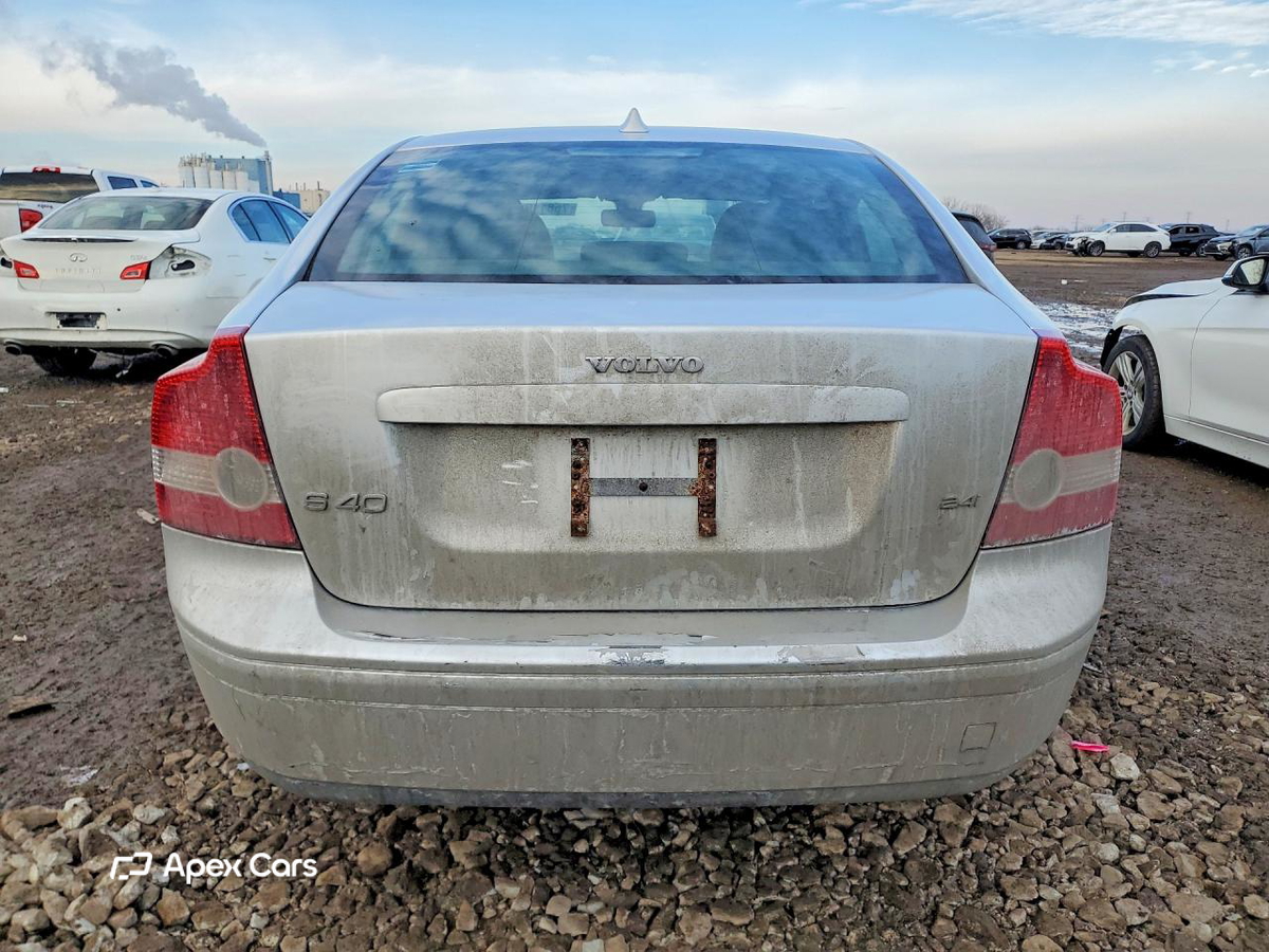 Volvo S40 2006