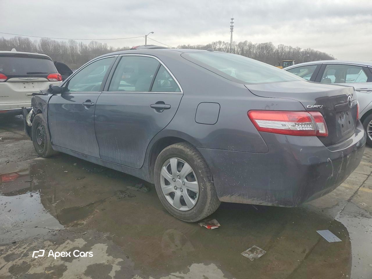 Toyota Camry 2011