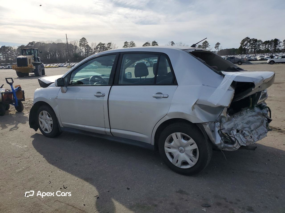 Nissan Versa 2010